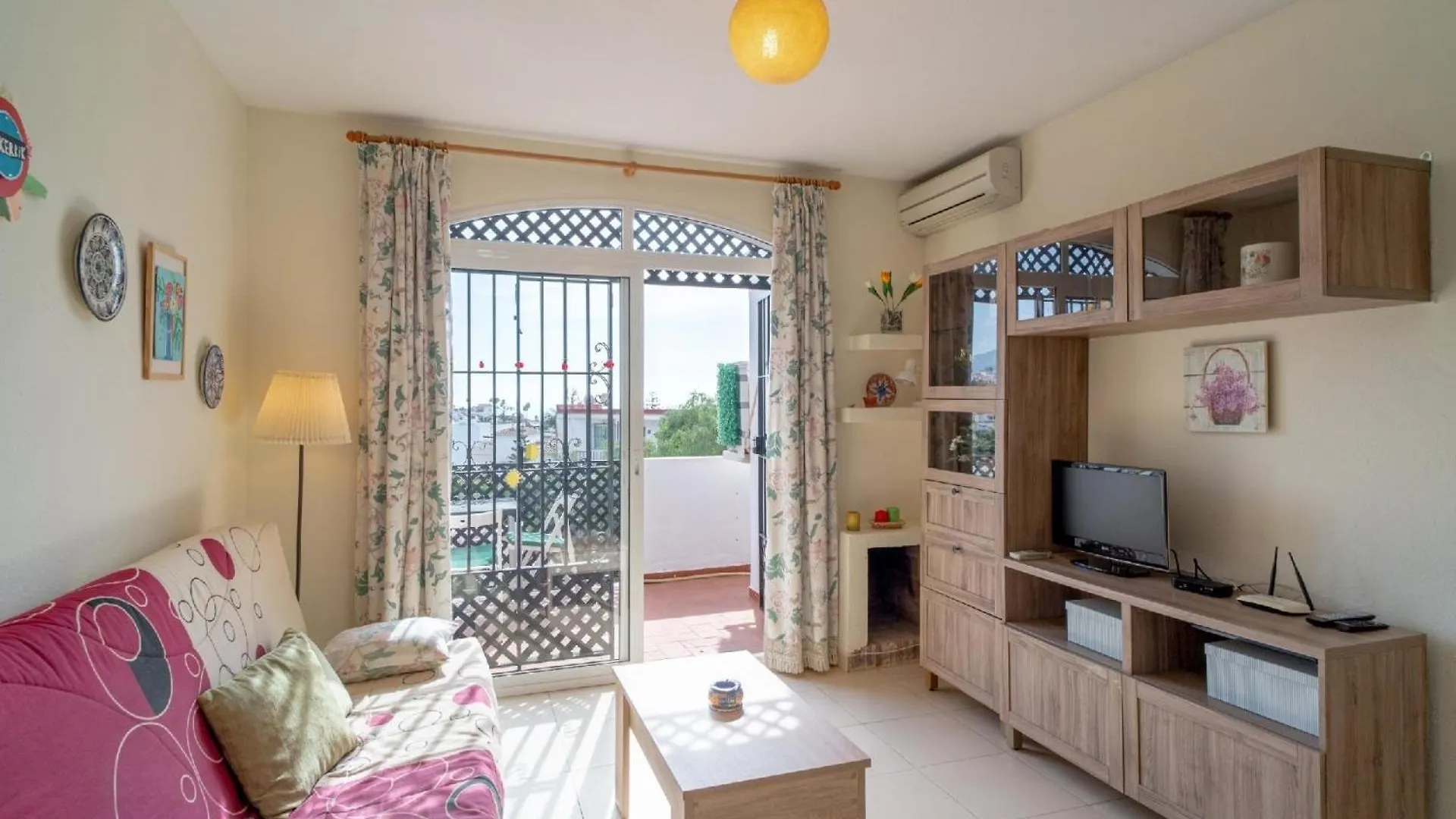 Ferienwohnung Fuer 2 Personen Ca 46 Qm In Nerja, Andalusien Costa Del Sol İspanya